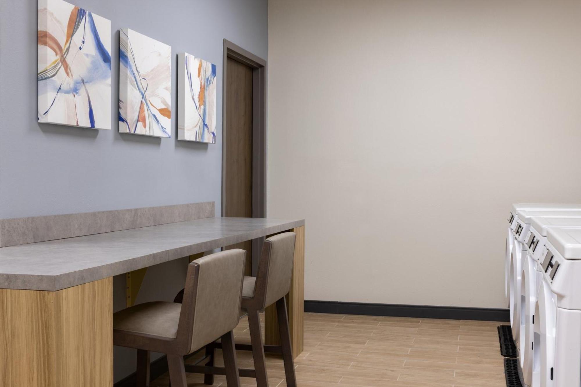 Candlewood Suites Bessemer - Birmingham Sw By Ihg Εξωτερικό φωτογραφία